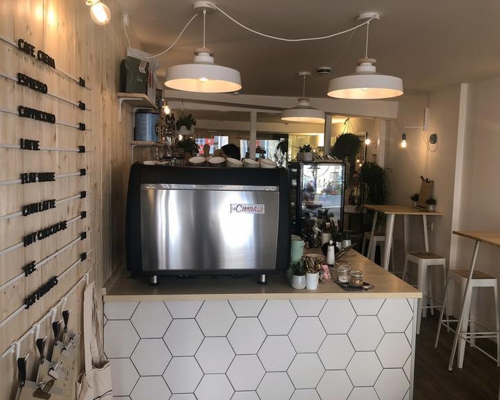 Aprilmädchen Café